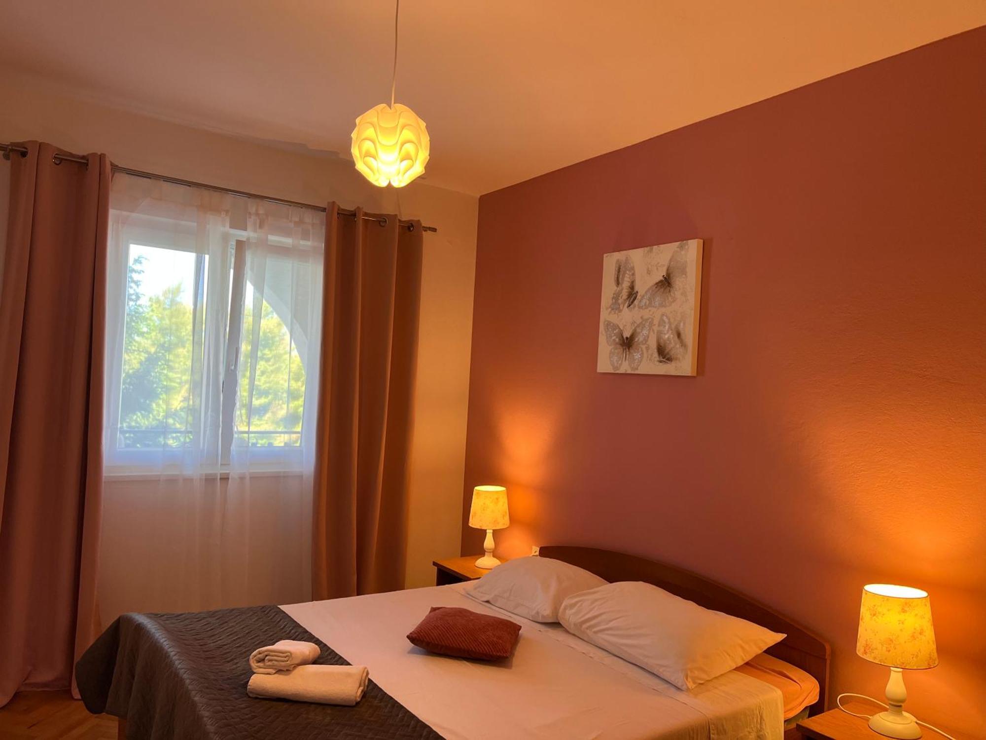 Apartments Villa Mirella 20 M From The Sea - Free Parking 트로기르 외부 사진