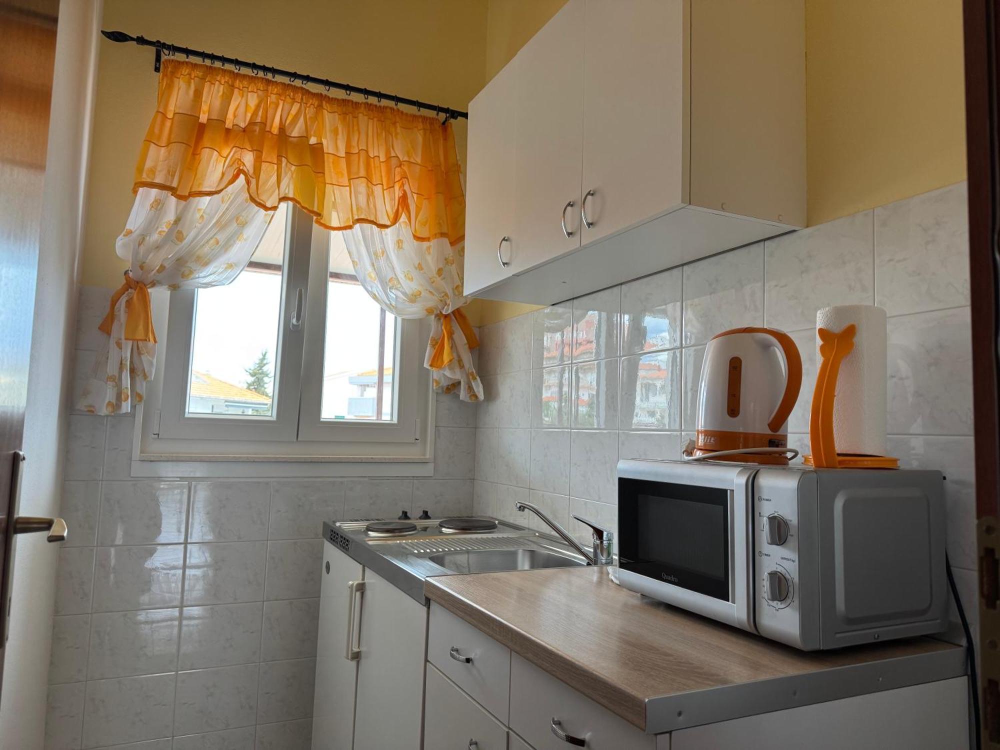 Apartments Villa Mirella 20 M From The Sea - Free Parking 트로기르 외부 사진